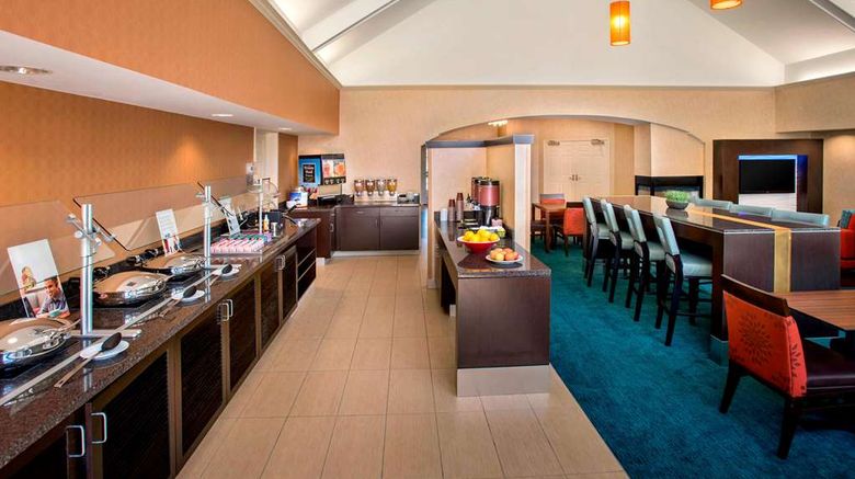 <b>Sonesta ES Stes Allentown Bethlehem Apt Restaurant</b>. Images powered by <a href="https://iceportal.shijigroup.com/" title="IcePortal" target="_blank">IcePortal</a>.
