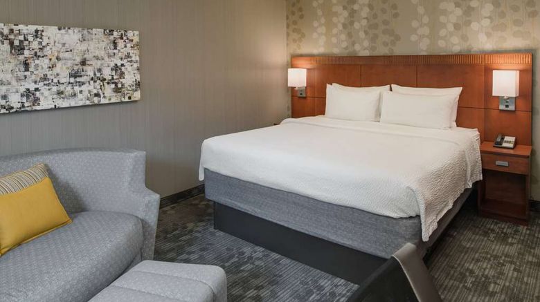 <b>Sonesta Select Seattle Bellevue Redmond Room</b>. Images powered by <a href="https://iceportal.shijigroup.com/" title="IcePortal" target="_blank">IcePortal</a>.