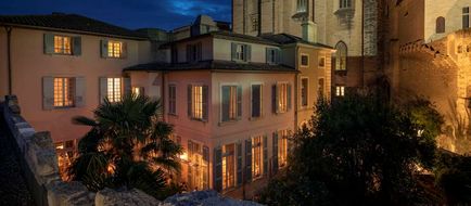 La Mirande Exterior
