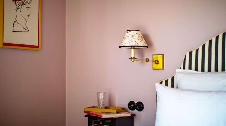 <b>Hotel les Deux Gares Room</b>. Images powered by <a href="https://iceportal.shijigroup.com/" title="IcePortal" target="_blank">IcePortal</a>.