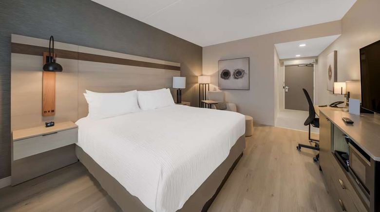 <b>Best Western Plus Parry Sound Room</b>. Images powered by <a href="https://iceportal.shijigroup.com/" title="IcePortal" target="_blank">IcePortal</a>.