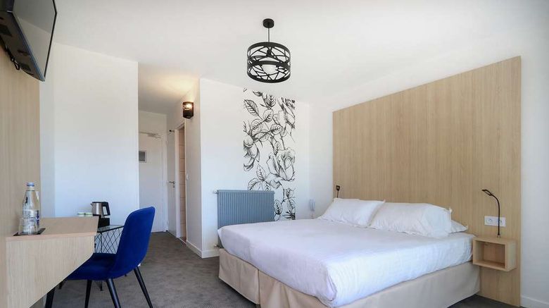 <b>Best Western Hotel Le Bellevue Room</b>. Images powered by <a href="https://iceportal.shijigroup.com/" title="IcePortal" target="_blank">IcePortal</a>.