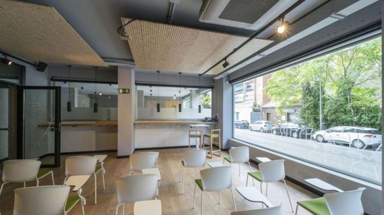 <b>Hotel Artiem Madrid Meeting</b>. Images powered by <a href="https://iceportal.shijigroup.com/" title="IcePortal" target="_blank">IcePortal</a>.