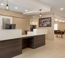 Super 8 by Wyndham Thompson Lobby