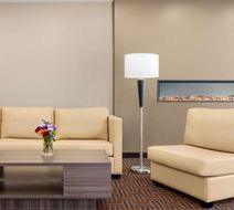 Super 8 by Wyndham Thompson Lobby