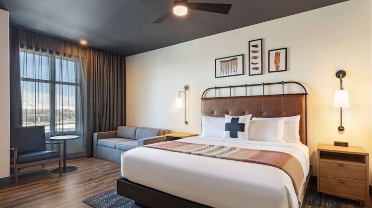 Origin Westminster, a Wyndham Hotel Suite