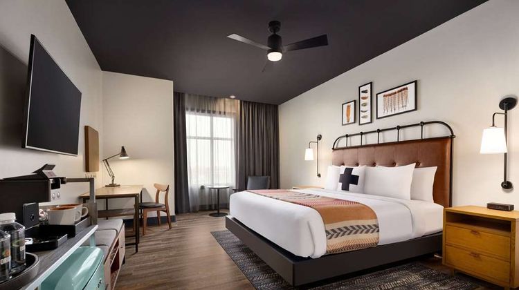 Origin Westminster, a Wyndham Hotel Room