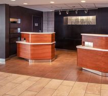 Sonesta Select Newark Christiana Mall Lobby