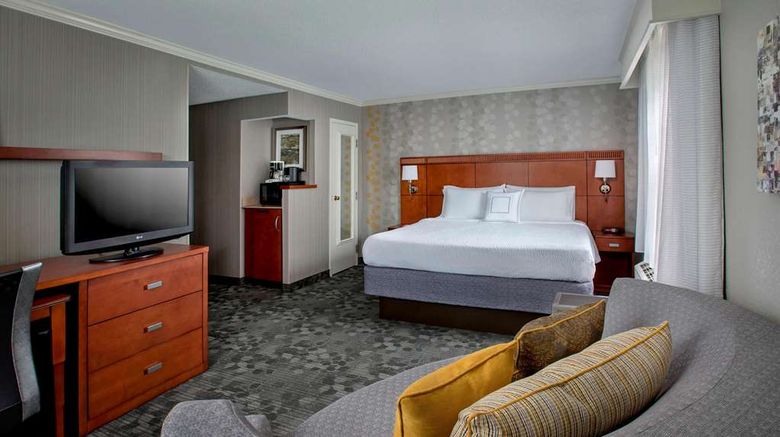 <b>Sonesta Select Tinton Falls Eatontown Room</b>. Images powered by <a href="https://iceportal.shijigroup.com/" title="IcePortal" target="_blank">IcePortal</a>.