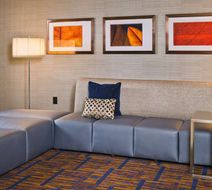 Sonesta Select Tinton Falls Eatontown Lobby