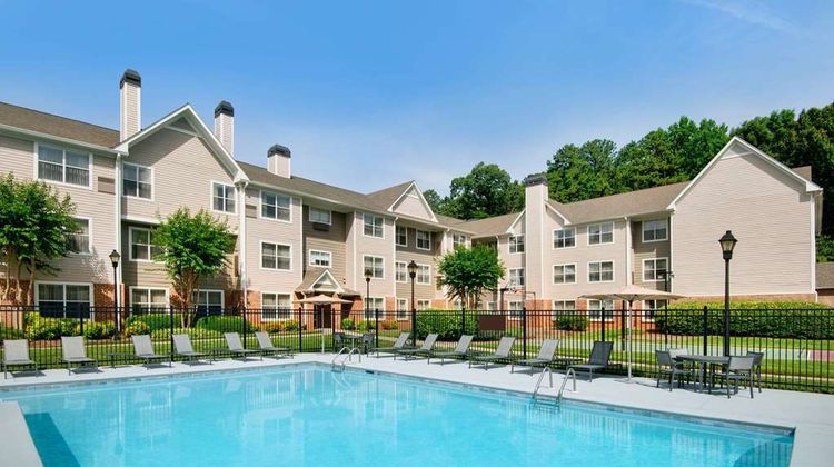 Sonesta ES Stes Atlanta North Point Mall Pool