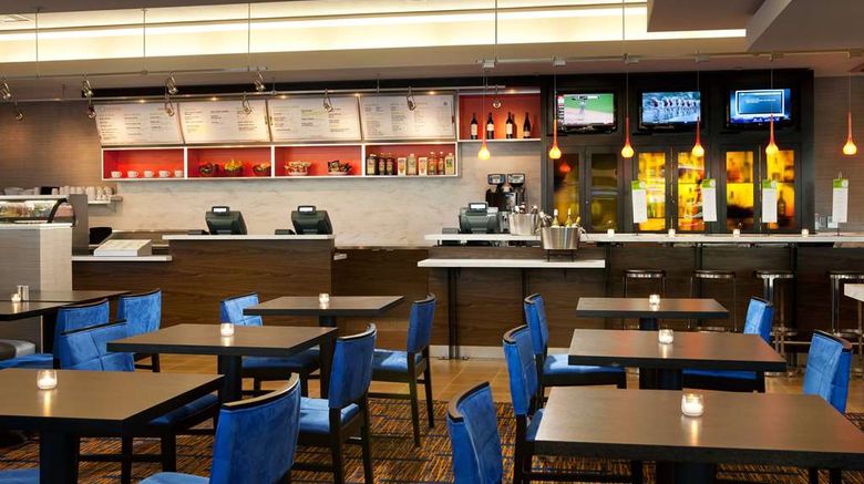 <b>Sonesta Emeryville - San Francisco Bay Restaurant</b>. Images powered by <a href="https://iceportal.shijigroup.com/" title="IcePortal" target="_blank">IcePortal</a>.