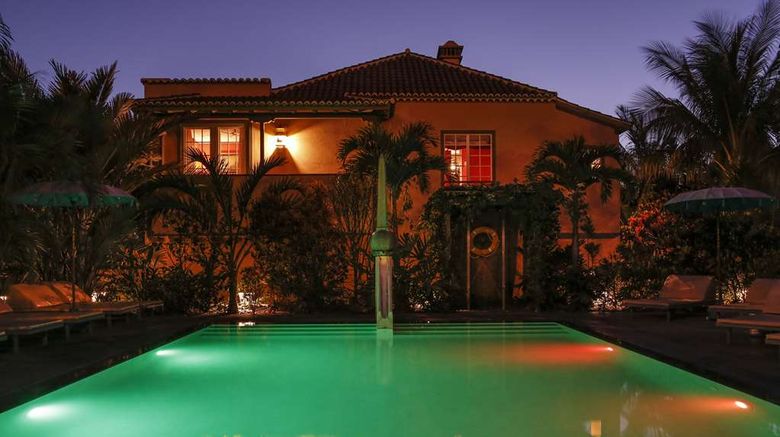 <b>Hacienda De Abajo Pool</b>. Images powered by <a href="https://iceportal.shijigroup.com/" title="IcePortal" target="_blank">IcePortal</a>.