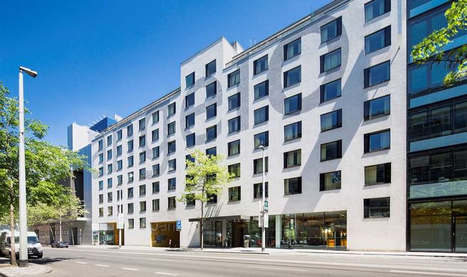 OREA Hotel Angelo Praha Exterior