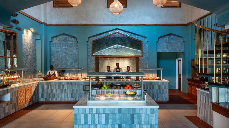 <b>Anantara Bazaruto Island Resort Restaurant</b>. Images powered by <a href="https://iceportal.shijigroup.com/" title="IcePortal" target="_blank">IcePortal</a>.
