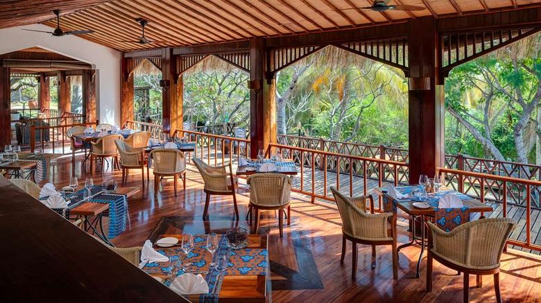 <b>Anantara Bazaruto Island Resort Restaurant</b>. Images powered by <a href="https://iceportal.shijigroup.com/" title="IcePortal" target="_blank">IcePortal</a>.