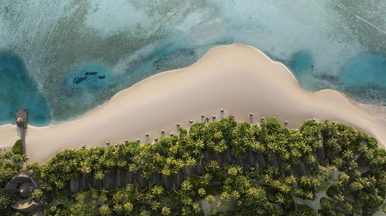 Anantara Dhigu Maldives Resort Beach