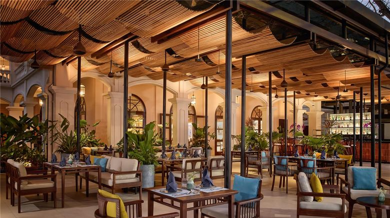 <b>Anantara Hoi An Resort Restaurant</b>. Images powered by <a href="https://iceportal.shijigroup.com/" title="IcePortal" target="_blank">IcePortal</a>.