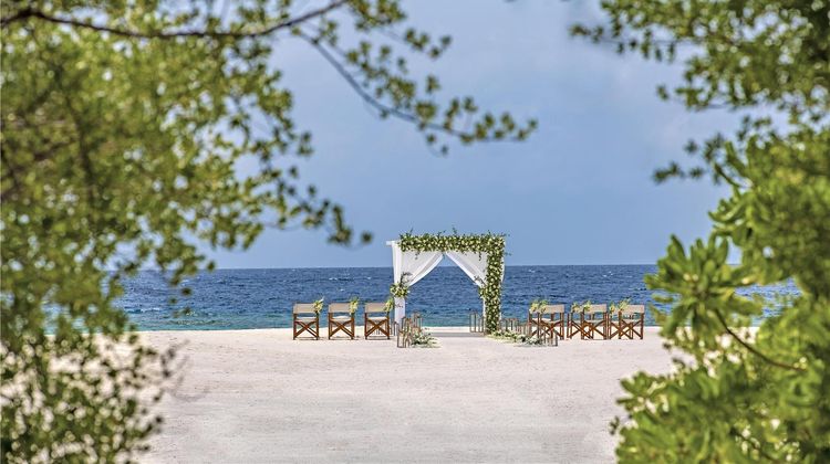 Anantara Kihavah Villas Maldives Beach