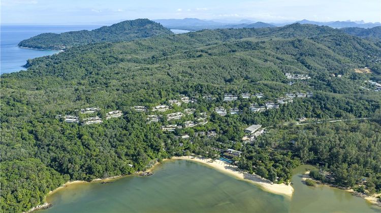 Anantara Layan Phuket Resort Beach