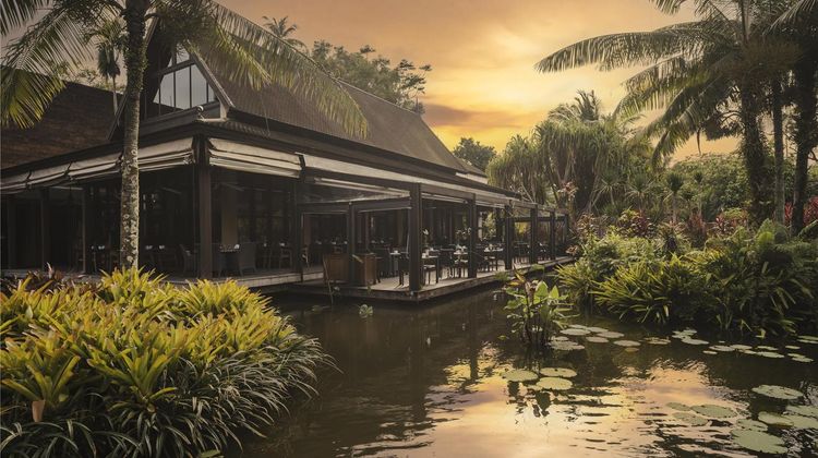 Anantara Mai Khao Phuket Villas Restaurant