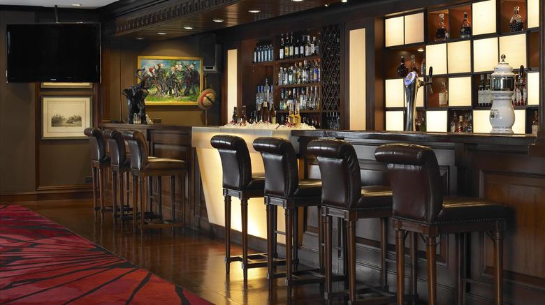 <b>Anantara Riverside Bangkok Resort Restaurant</b>. Images powered by <a href="https://iceportal.shijigroup.com/" title="IcePortal" target="_blank">IcePortal</a>.