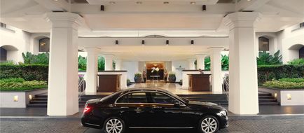 Anantara Siam Bangkok Hotel Exterior