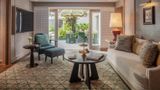 <b>Anantara Siam Bangkok Hotel Room</b>. Images powered by <a href="https://iceportal.shijigroup.com/" title="IcePortal" target="_blank">IcePortal</a>.