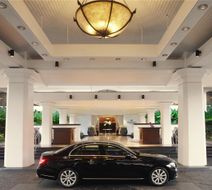 Anantara Siam Bangkok Hotel Exterior