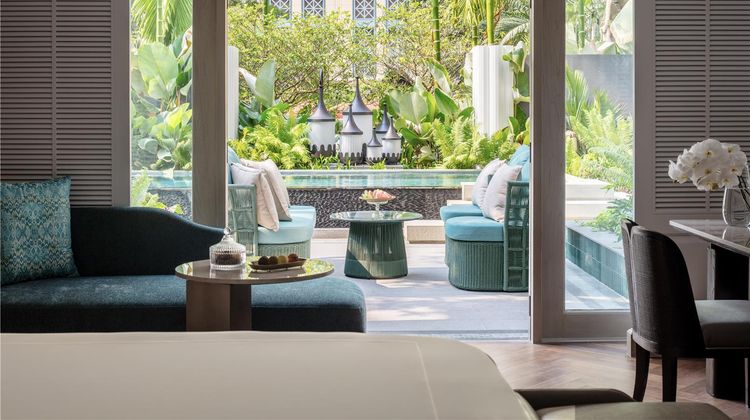 Anantara Siam Bangkok Hotel Room