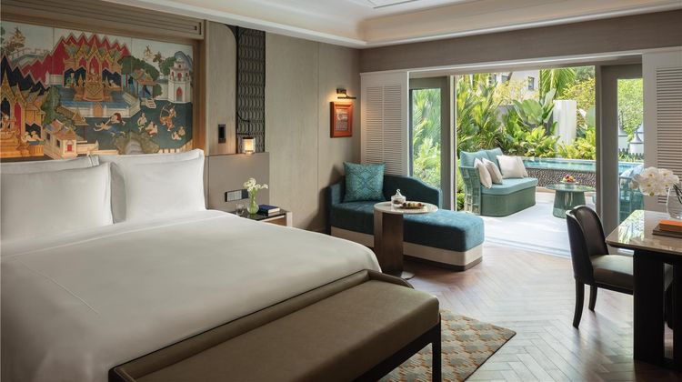 Anantara Siam Bangkok Hotel Room