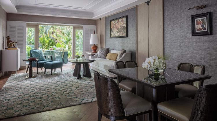 Anantara Siam Bangkok Hotel Room