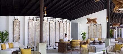 Anantara Veli Maldives Resort Lobby