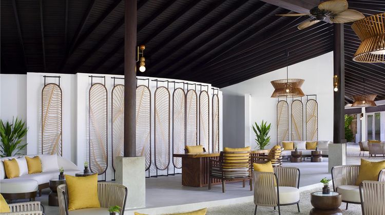 Anantara Veli Maldives Resort Lobby
