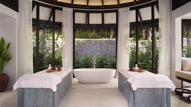 Anantara Veli Maldives Resort Spa