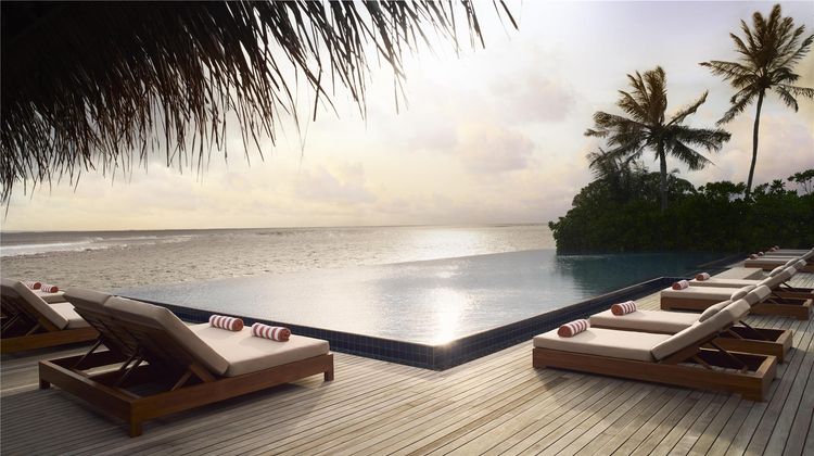 Anantara Veli Maldives Resort Pool