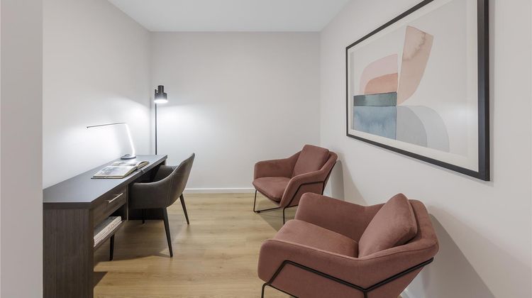 Avani Adelaide Residences Room