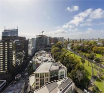 Avani Auckland Metropolis Residences Exterior