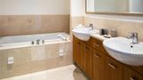 Avani Auckland Metropolis Residences Room