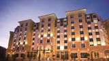 <b>Avani Deira Dubai Hotel Exterior</b>. Images powered by <a href="https://iceportal.shijigroup.com/" title="IcePortal" target="_blank">IcePortal</a>.