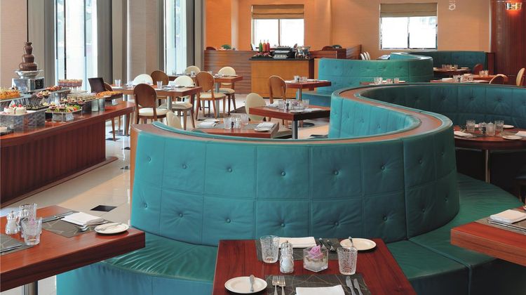 Avani Deira Dubai Hotel Restaurant