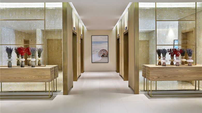 <b>Avani Ibn Battuta Dubai Hotel Lobby</b>. Images powered by <a href="https://iceportal.shijigroup.com/" title="IcePortal" target="_blank">IcePortal</a>.