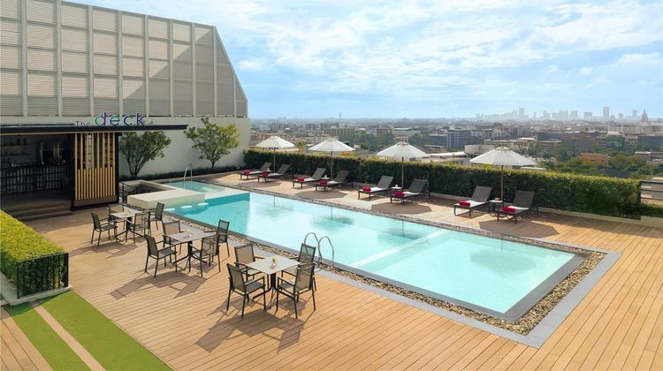 Avani Sukhumvit Bangkok Hotel Exterior