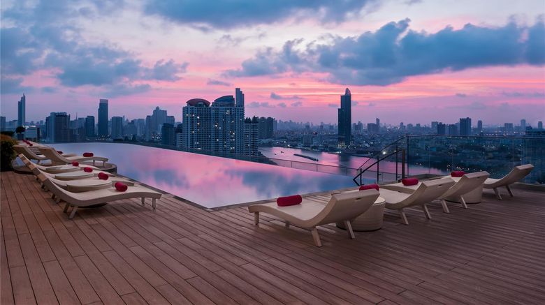 <b>Avani+ Riverside Bangkok Hotel Pool</b>. Images powered by <a href="https://iceportal.shijigroup.com/" title="IcePortal" target="_blank">IcePortal</a>.