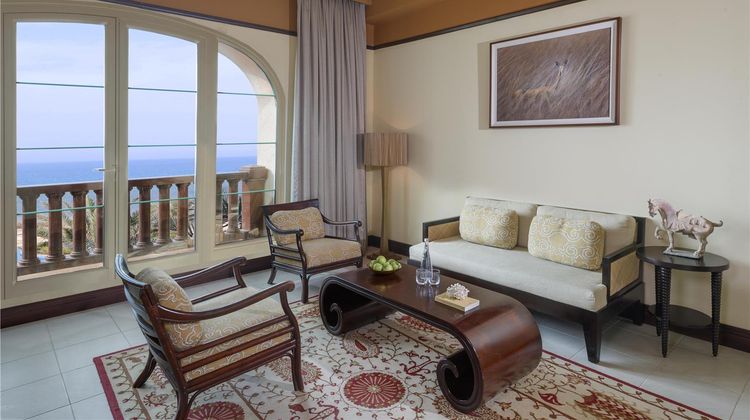 Desert Islands Resort & Spa by Anantara Suite
