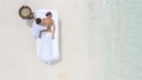 <b>Naladhu Private Island Maldives Spa</b>. Images powered by <a href="https://iceportal.shijigroup.com/" title="IcePortal" target="_blank">IcePortal</a>.