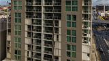 Oaks Horizons Suites Exterior