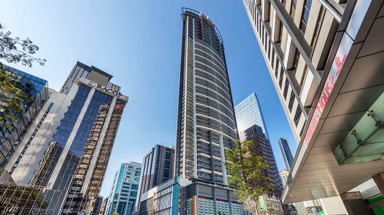 Oaks Brisbane Aurora Suites Exterior