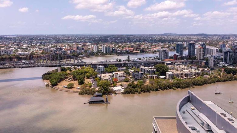<b>Oaks Brisbane Aurora Suites Room</b>. Images powered by <a href="https://iceportal.shijigroup.com/" title="IcePortal" target="_blank">IcePortal</a>.