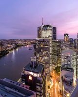 Oaks Brisbane Aurora Suites